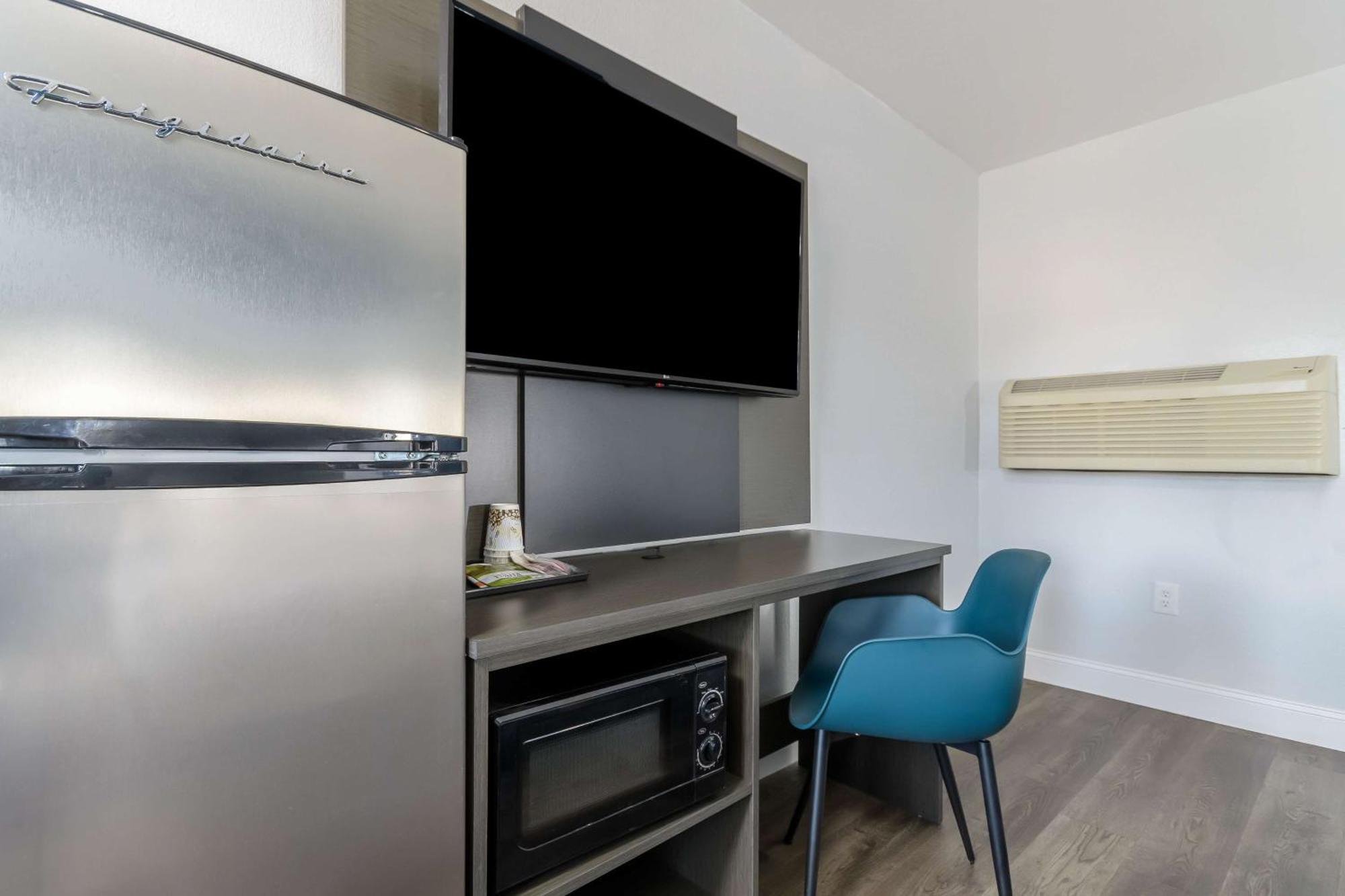 Studio 6 Suites Madera, Ca Yosemite Zewnętrze zdjęcie
