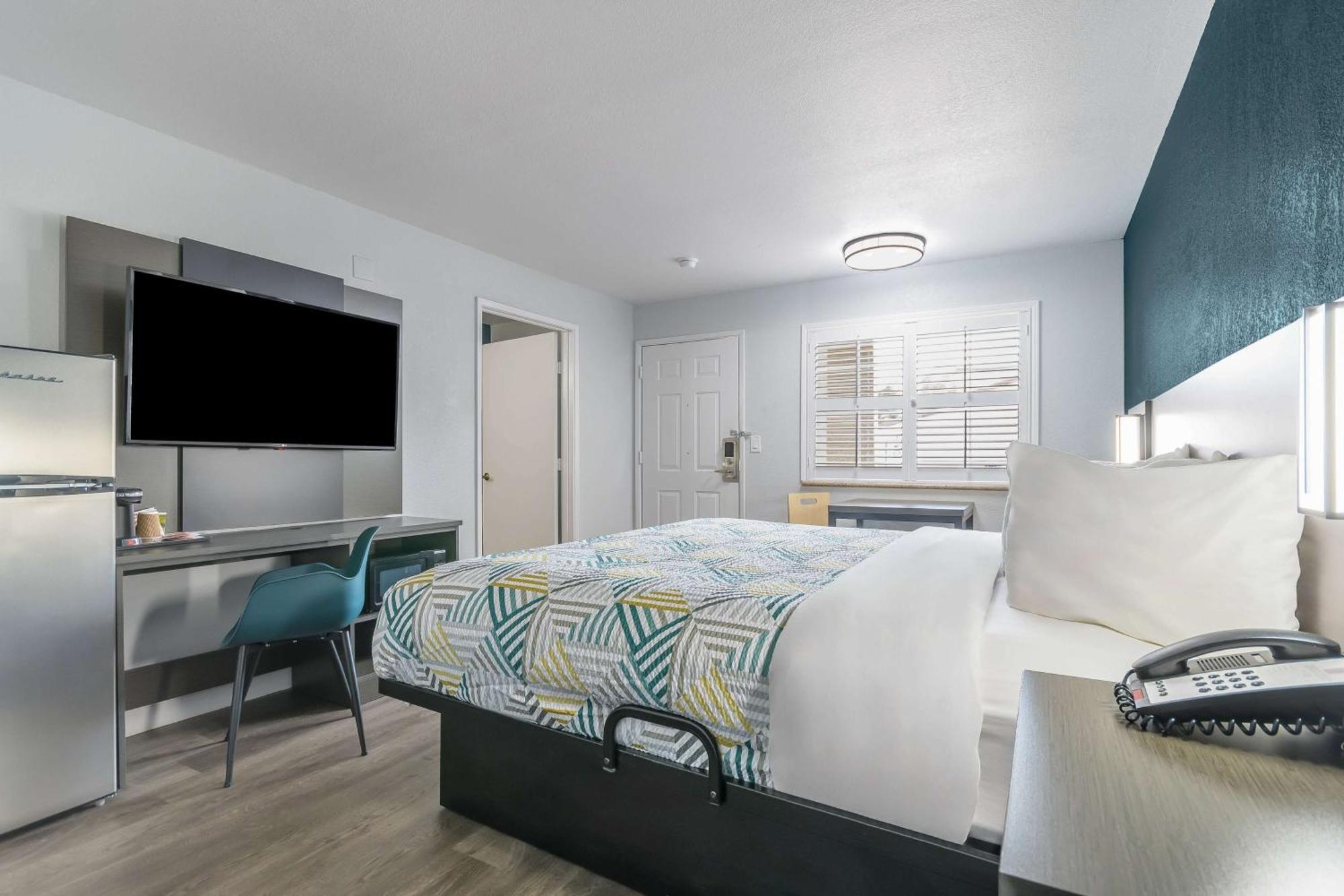 Studio 6 Suites Madera, Ca Yosemite Zewnętrze zdjęcie