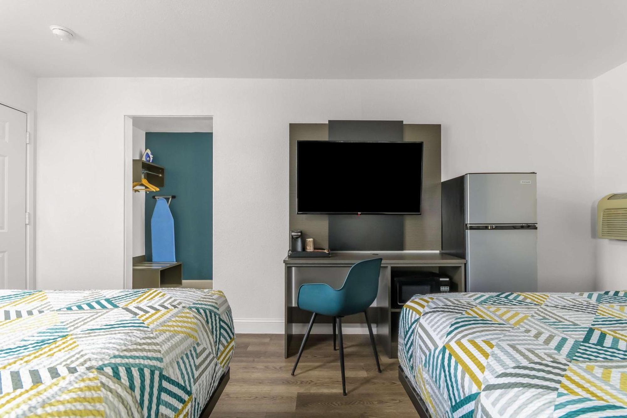 Studio 6 Suites Madera, Ca Yosemite Zewnętrze zdjęcie